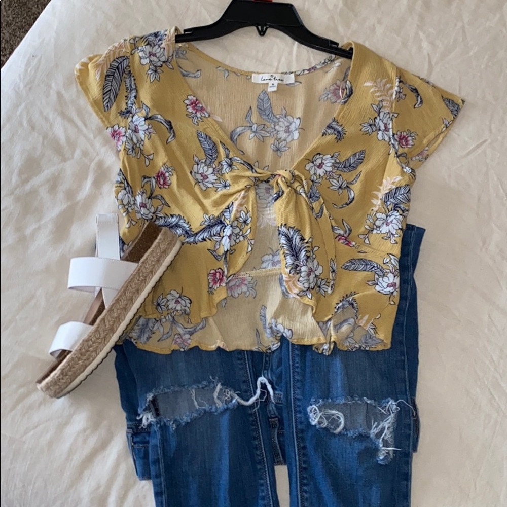 Floral tie crop too